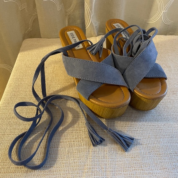 Steve Madden Shella Womens Suede Ankle Wrap Platform Sandals - size 6 - EUC - Picture 4 of 6